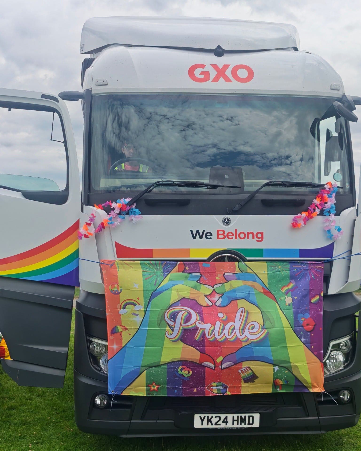 Local performers entertaining the Burton Pride community